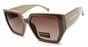 Katrin-Jones_KJ0891_COL.190-G22 19636